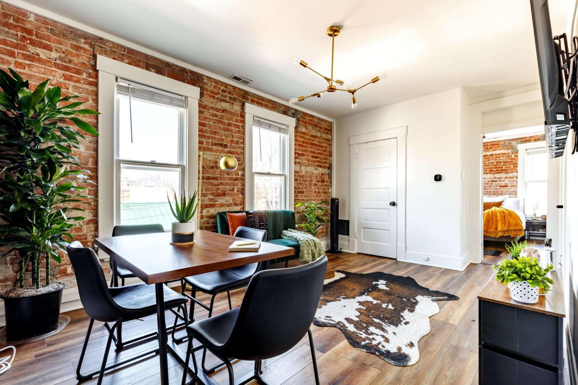 Holiday home Short North Convention Private Parking Pets